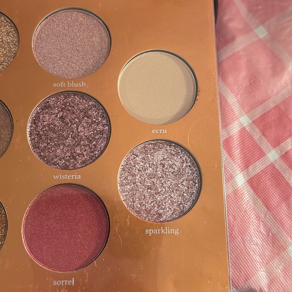 🎈SALE🎈🎀#14.MAKEUP BUNDLE🎀 - Picture 5 of 12